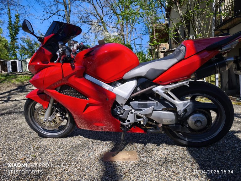 Covering VFR 800 - Kristoffarts | Covering, Wrapping & PPF à Montauban